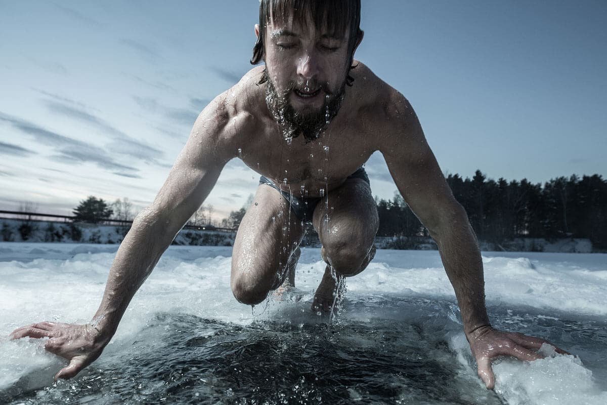Eisbad, Sauna, Schneetreten